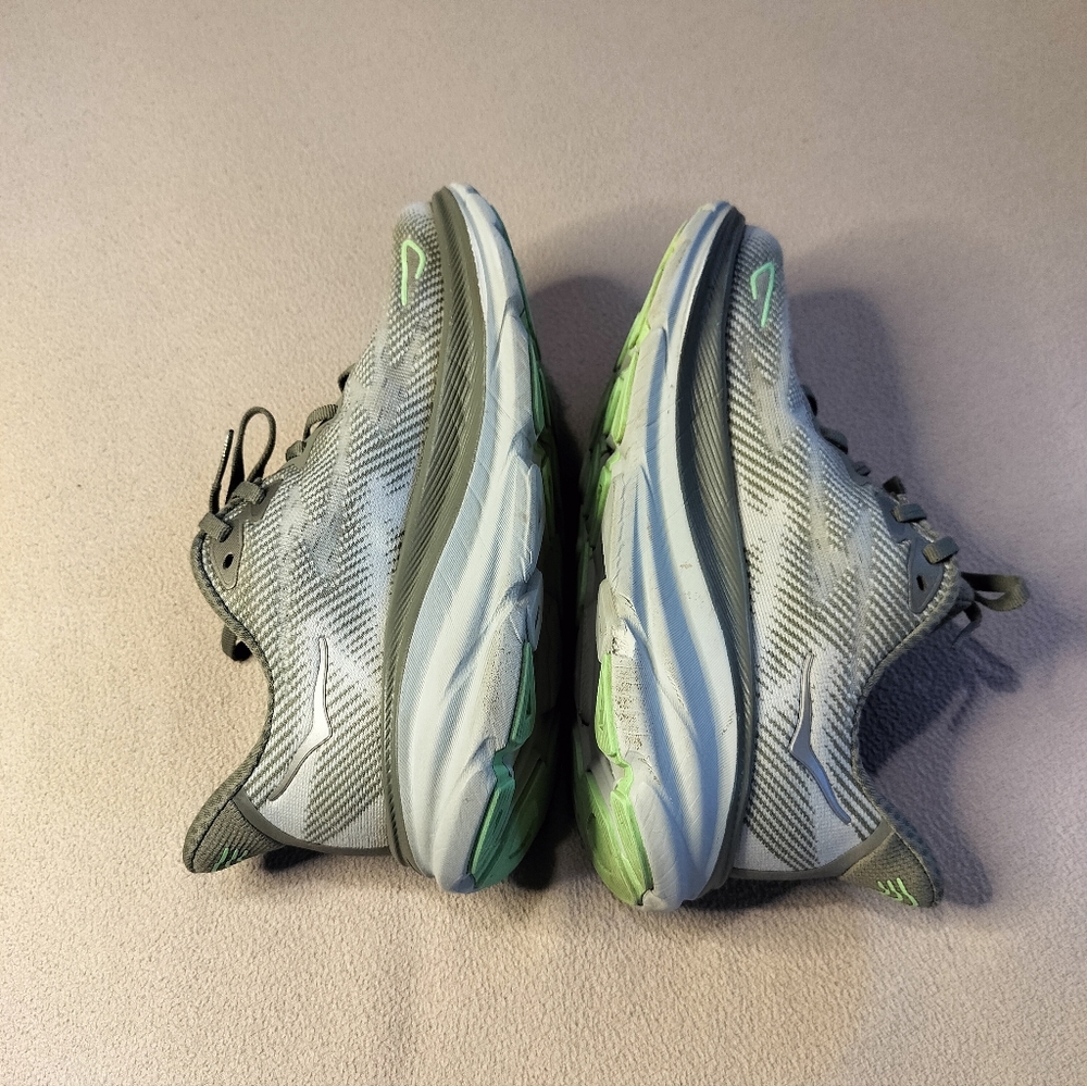 Hoka Clifton 9 Womens Gray and Green Running Shoes Sz 7B. - Picture 5 of 16